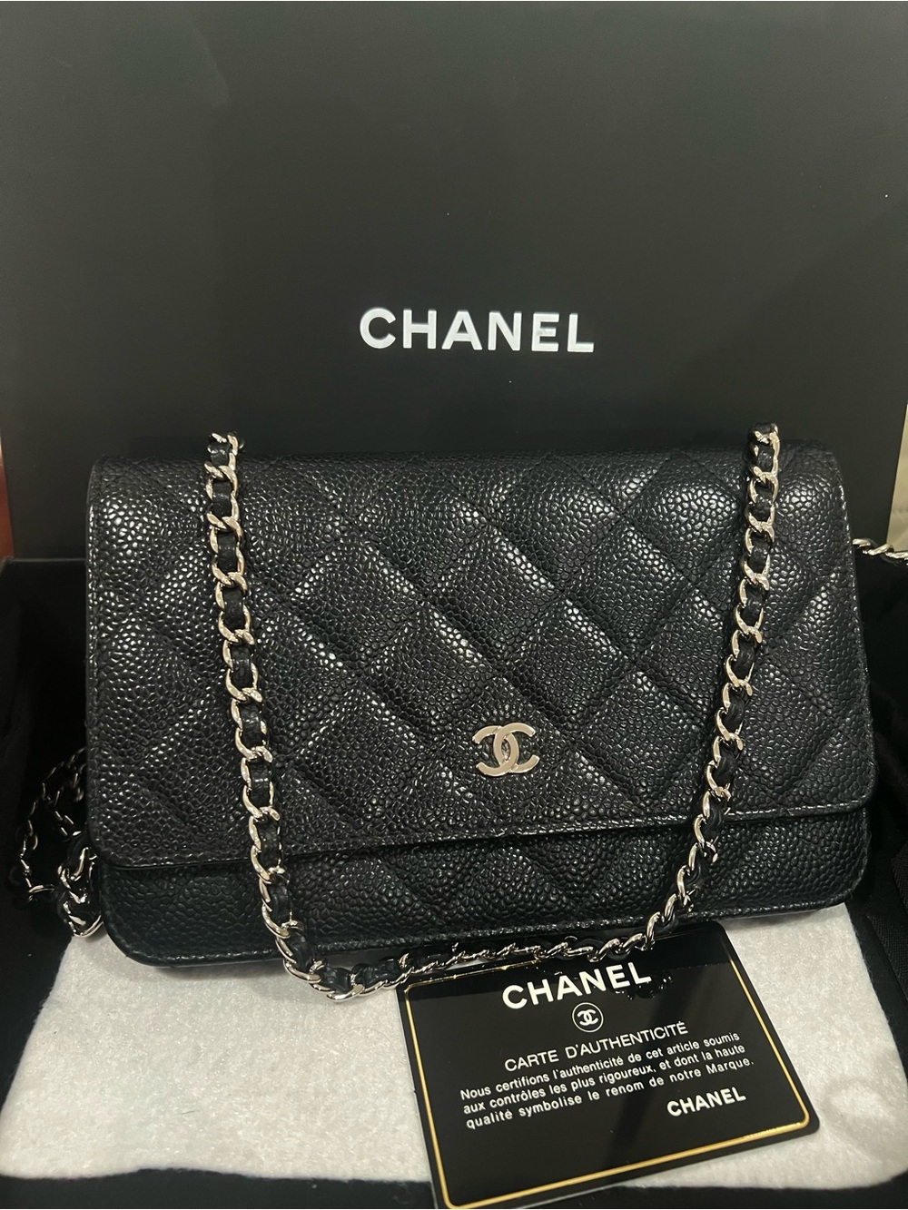 Chanel Classic Caviar WOC Crossbody - Picture 2 of 10
